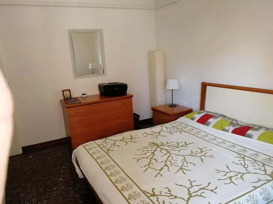 Music & Beach Apartment Savona
